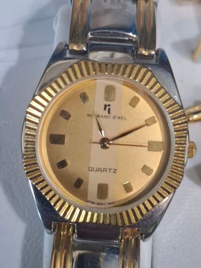 Quartz Watch in box