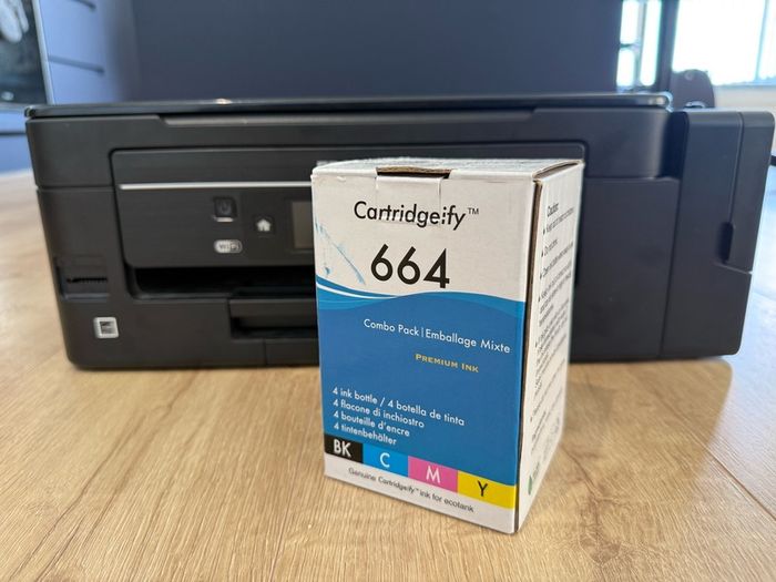 Printer Epson EcoTank ET-2650 All-in-One Printer