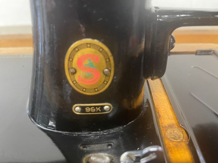 Singer 99K sewing machine