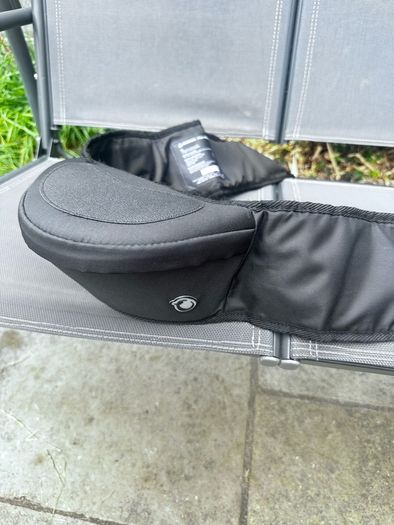 hipseat baby carrier Brand New