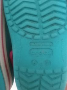 Girls crocs