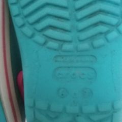 Girls crocs
