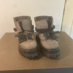 Atomic Bunker Boots