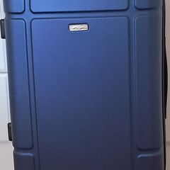 Shell suitcase
