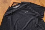 Columbia T-shirt