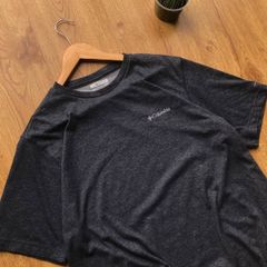 Columbia T-shirt