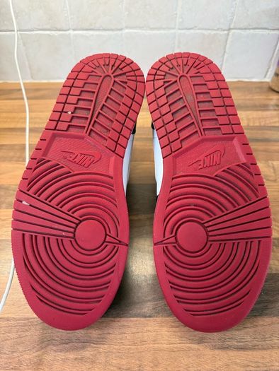 Nike Air Jordan runners hi top