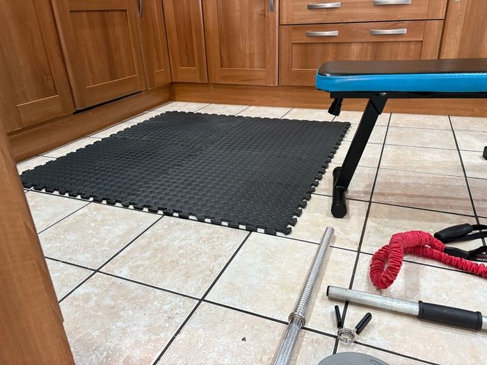 Foldable Weight Bench, 50kg Weights, Barbell, Dumbbells, Mats + More!!
