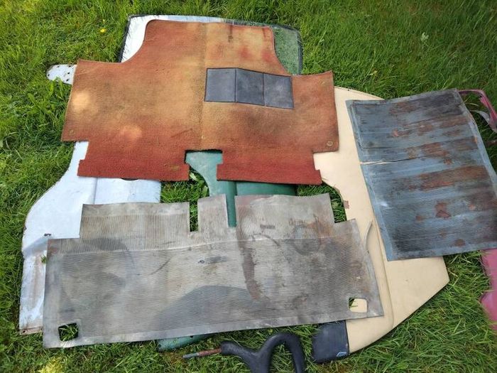 Saab 96, 95 V4 parts job lot