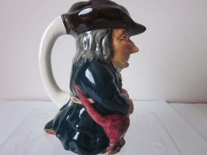 Toby Jug THIEF  made by Roy Kirkham Pottery, Staffordshire, England