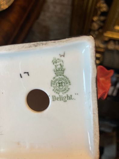 Royal Doulton figurine Delight