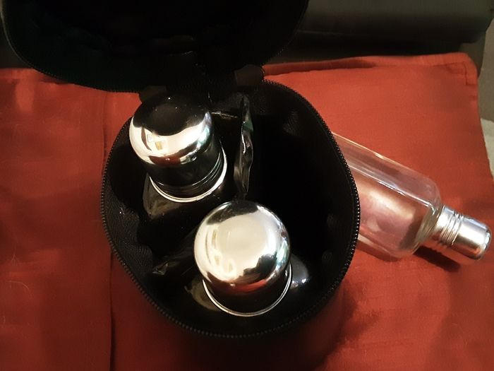 leather (et) case triple bottle flask