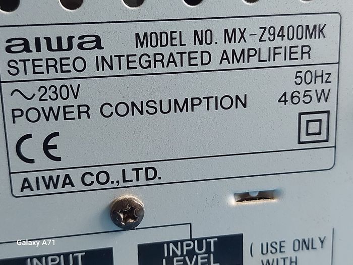 AIWA Stereo Integrated Amplifier Model No. MX-Z9400MK, with 2 large AIWA Speakers, Model No, 8X-Z9400, Impedance 6ohms, in excellent condition