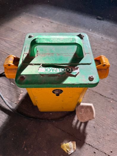 Portable Power Transformer