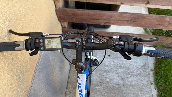 Electric Bike 26  BAFANG Motor  Excellent Battery  Extras Included