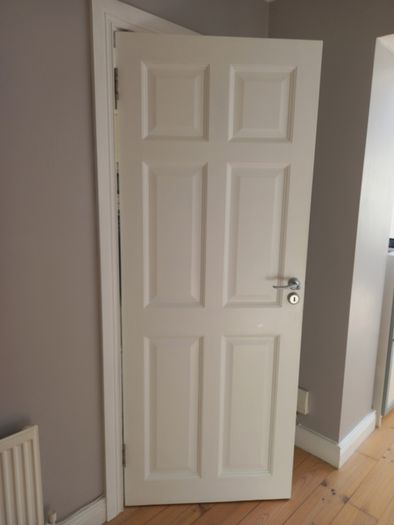 2 Doors