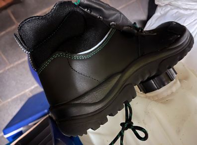 safety boots