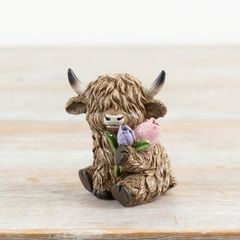 Sitting Highland Cow Decoration