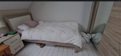 2 x single beds with mattress