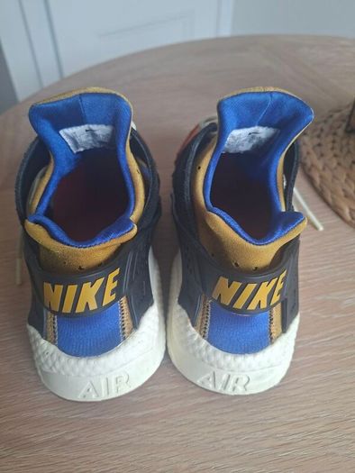Nike Huarache UK 7.5
