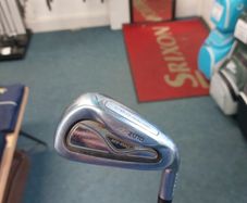 Mizuno MX 900