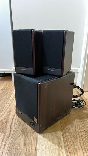 Microlab 2.1 speakers and subwoofer FC 330