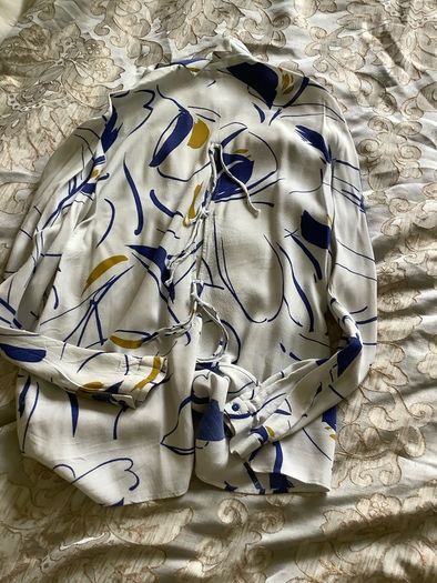 Zara blouse / M