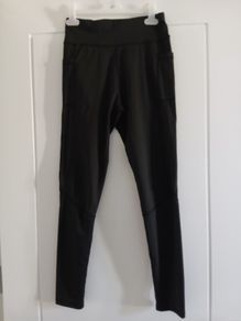 Black leggings
