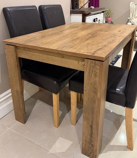 Dining table & chairs