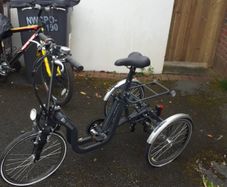 electric tricycle