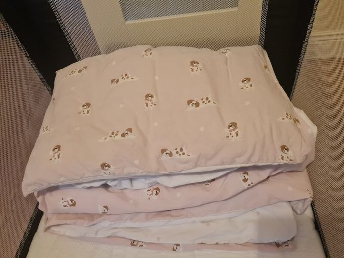 Full size Travel cot with mattress and bedding