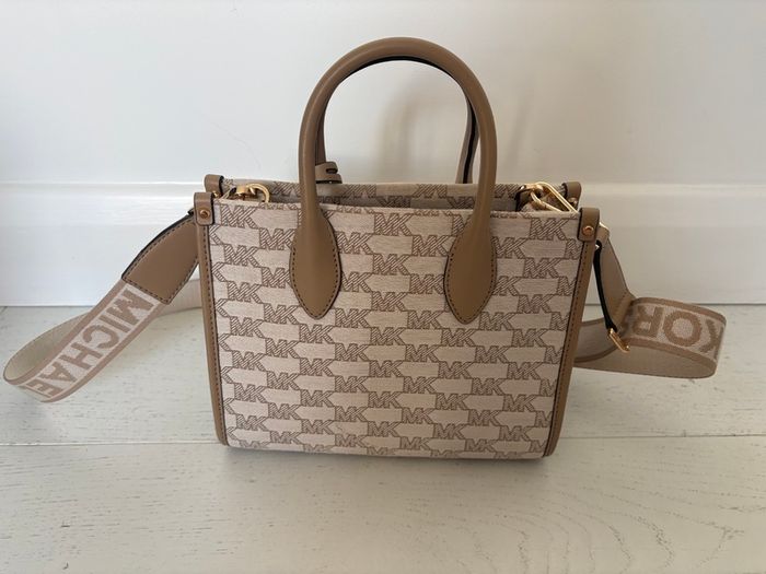 New Authentic Michael Kors bag