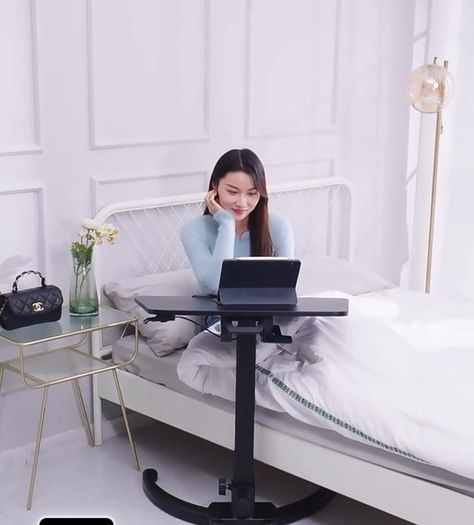 Desk black