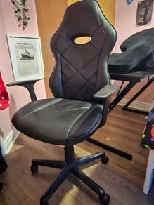 Office/gamer chair
