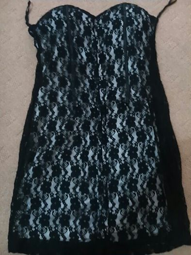 New lace black dresd