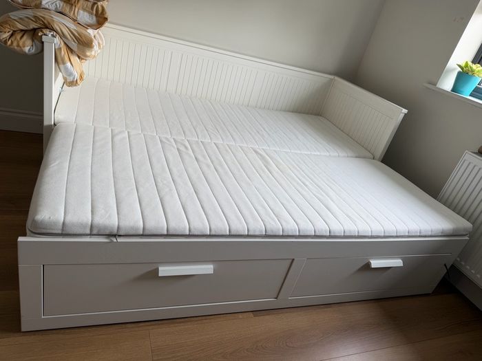 ikea day bed