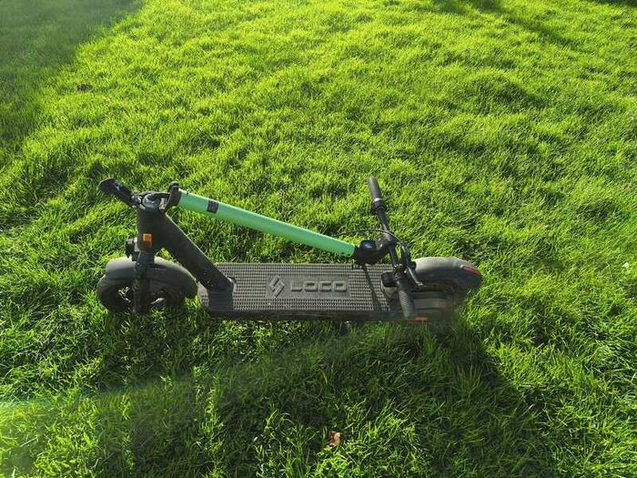 LOCO Motion Pro Electric Scooter