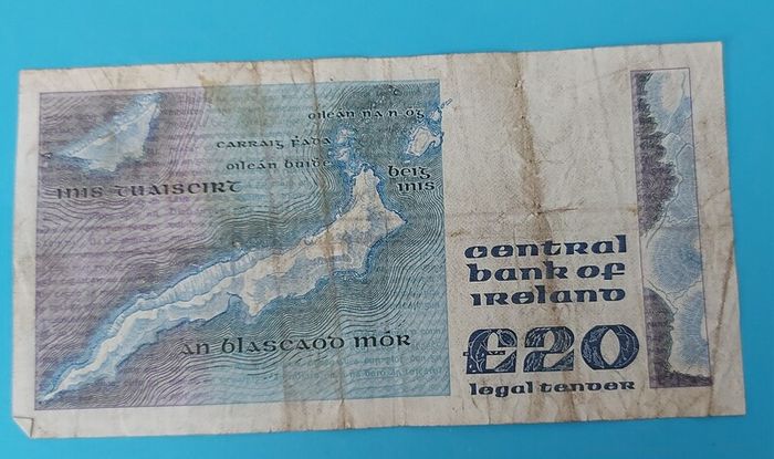 Irish 4 X 1980's  Twenty Pound "YEATS"  banknots in Fine  condition