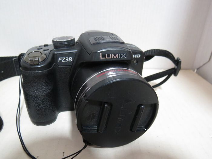 Camera Panasonic Lumix FZ38