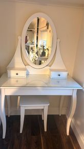 dressing table & stool