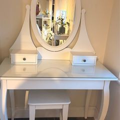 dressing table & stool
