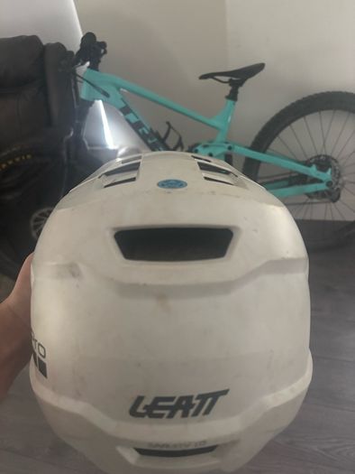 Leat gravity 1.0