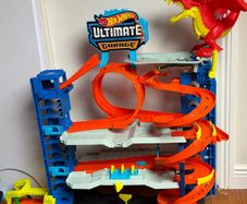Hot Wheels City Ultimate Garage