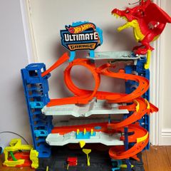 Hot Wheels City Ultimate Garage