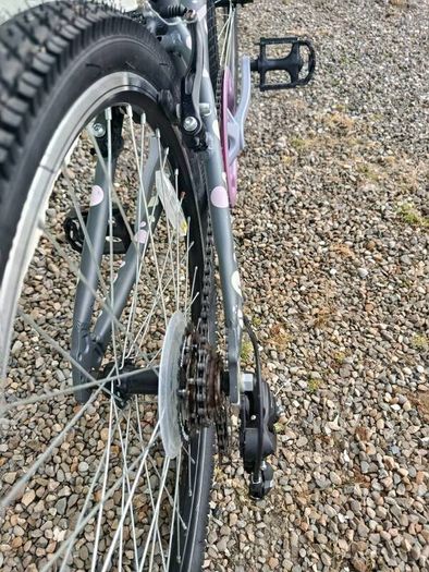Girls bike