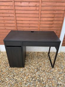 Micke Desk