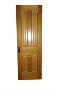 Solid wooden door