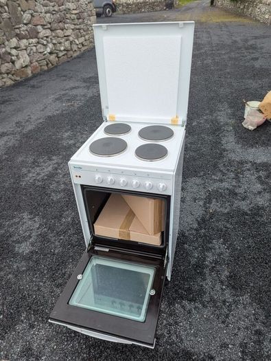 Cooker