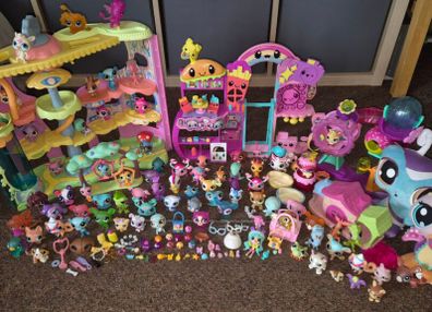 Littlest Pet Shop (LPS) Toy Bundle