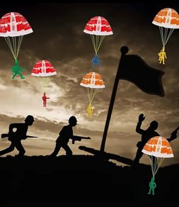 Toy Soldiers With Parachute